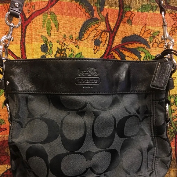 🔥SOLD🔥COACH BLACK BOHO - Picture 1 of 4